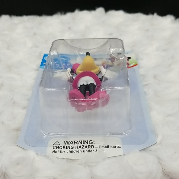 Disney Mickey & Friends Mickey & Minnie Figurines - Picture 5 of 9